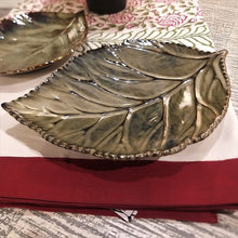 Load image into Gallery viewer, Set of 2 Leaf Platters (Small & Large)