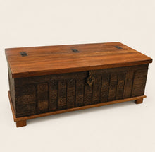 Load image into Gallery viewer, Box/Trunk Coffee Table