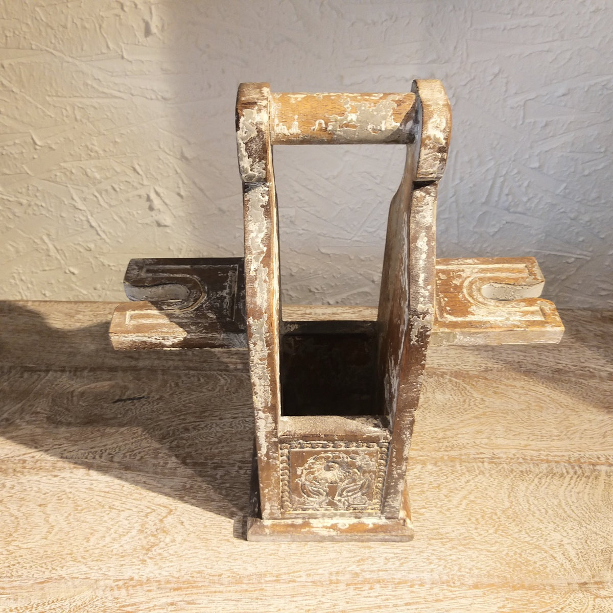 Vintage Wine Glass & Bottle Holder (Medium)