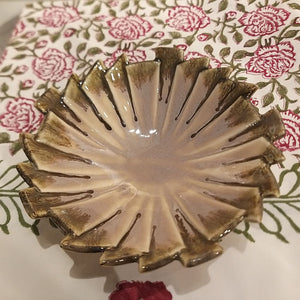 Flower Platter (Pink/Brown)