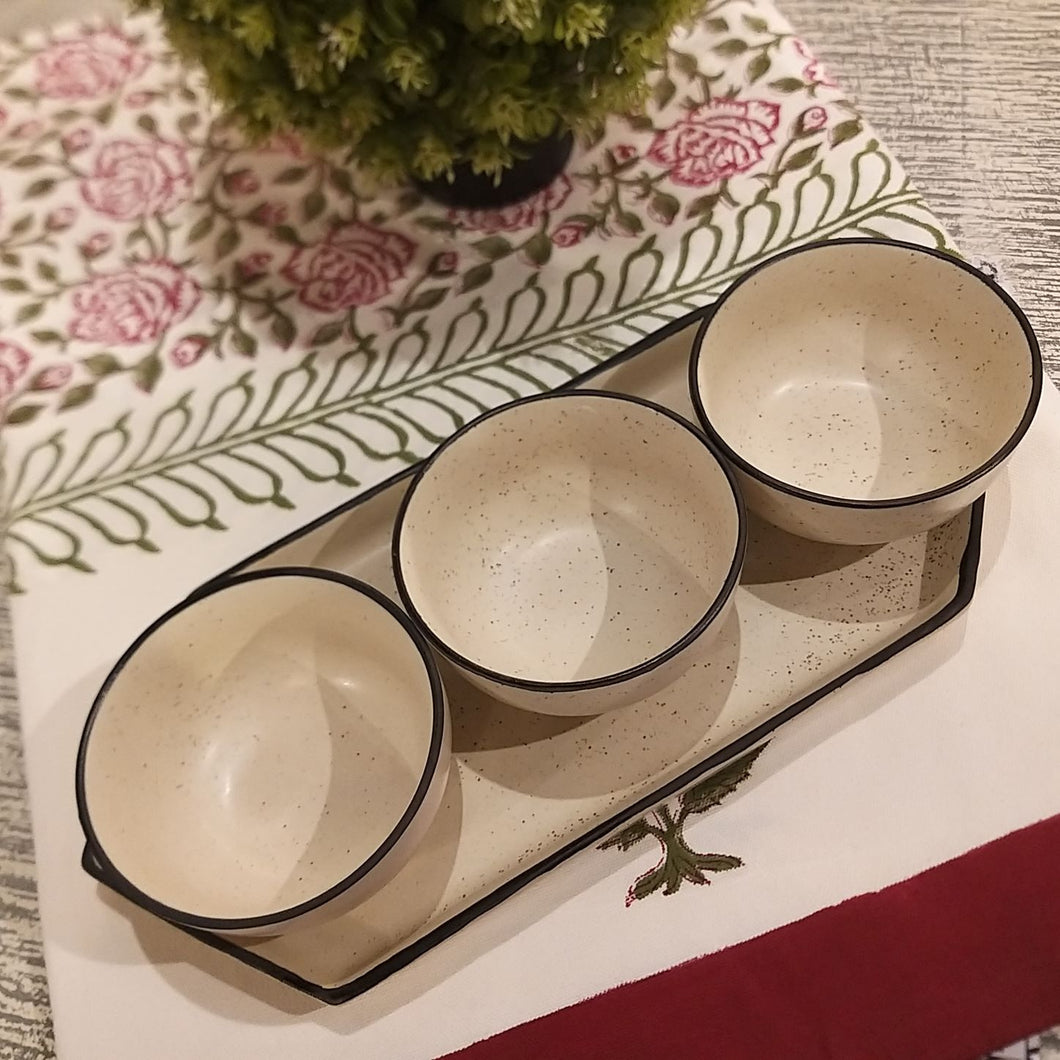 Platter/Tray with 3 Bowls (White)