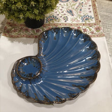 Load image into Gallery viewer, Ceramic Platter Shell (Navy)